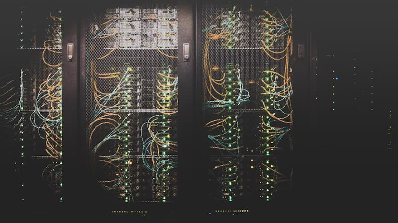 Snowflake vs Databricks vs Microsoft Fabric – Which Should You Choose?